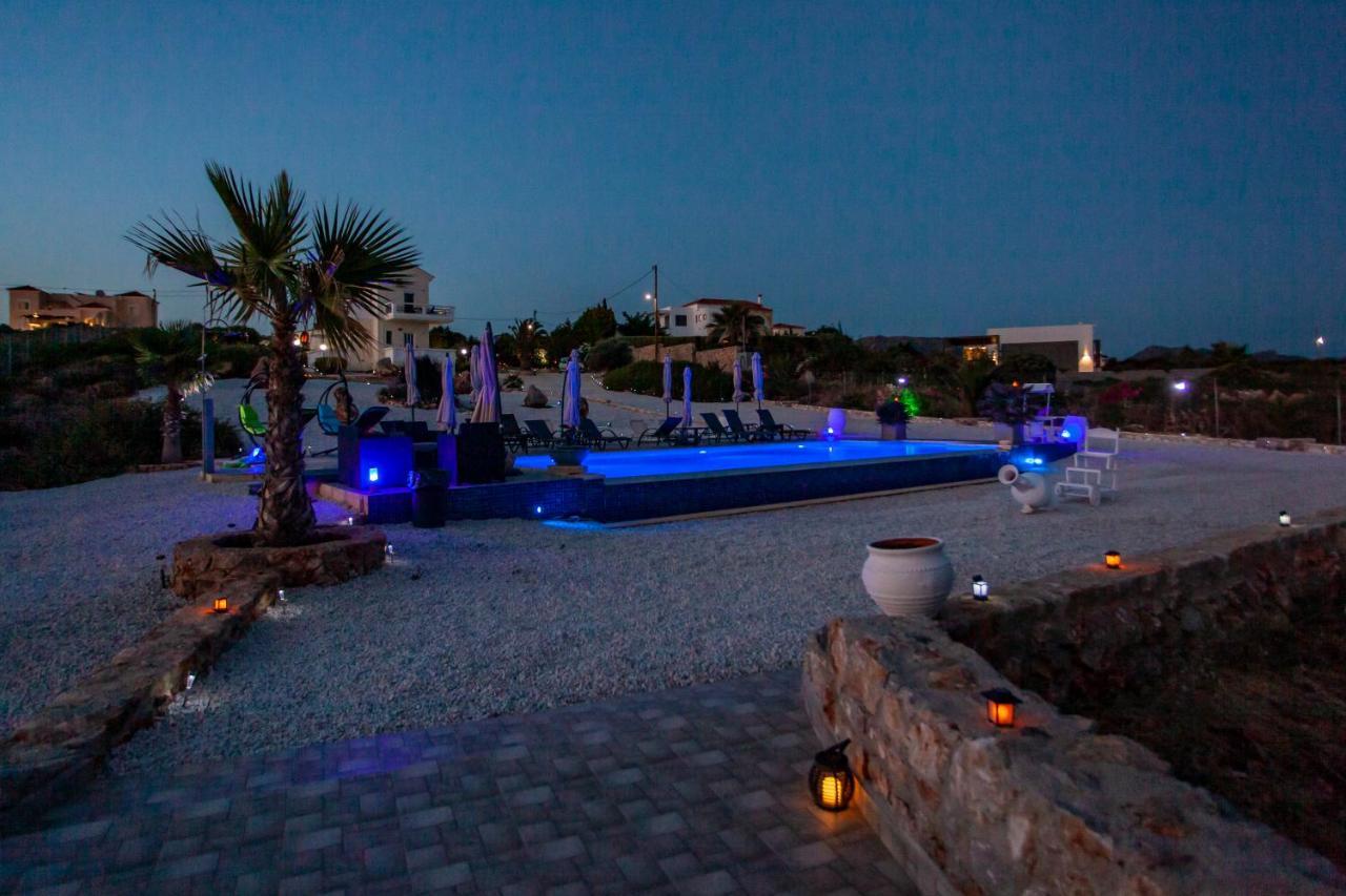 Tersanas Beach Lodges ภายนอก รูปภาพ